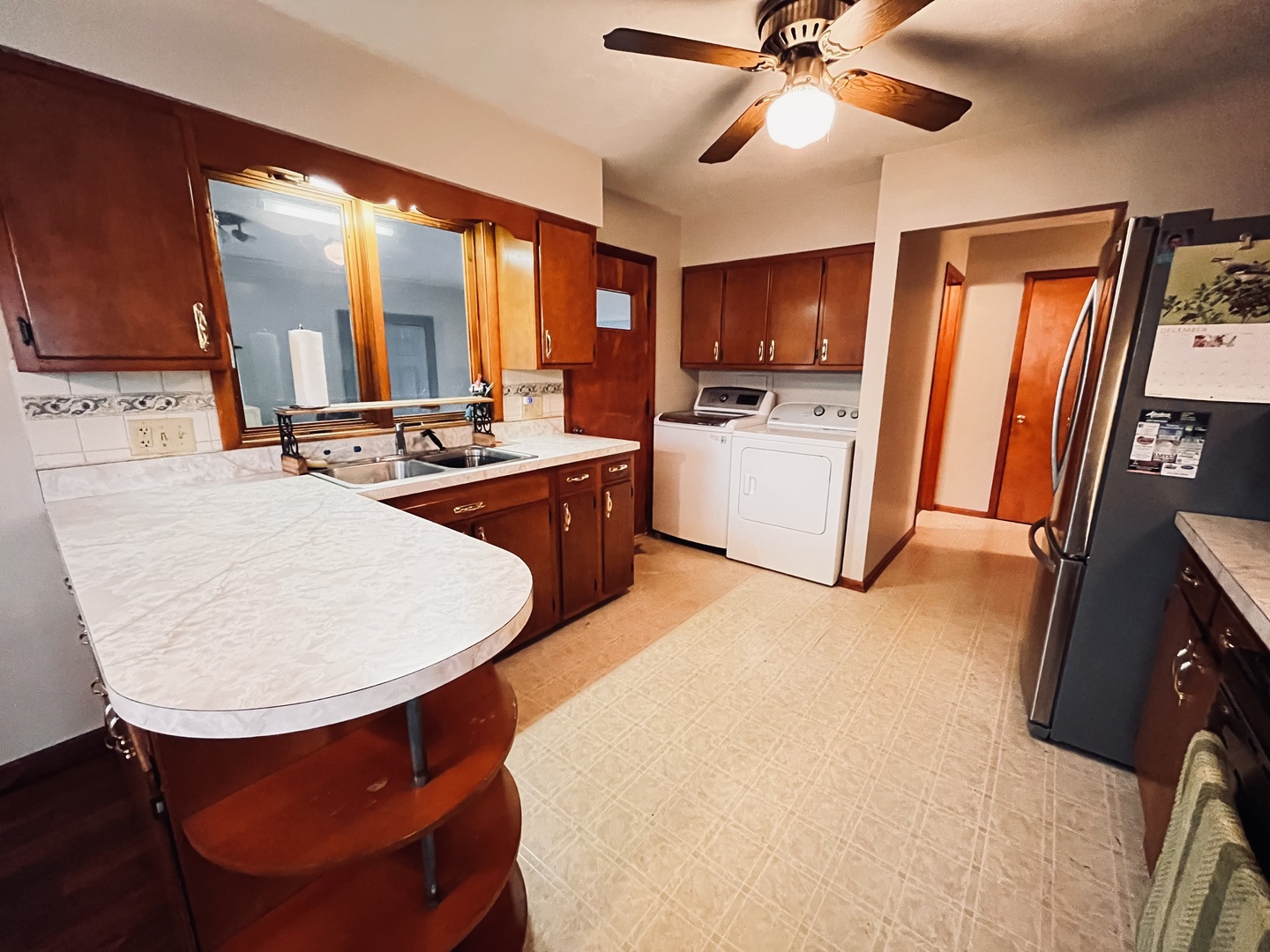 100 E Willow Street, Fairbury, IL 61739