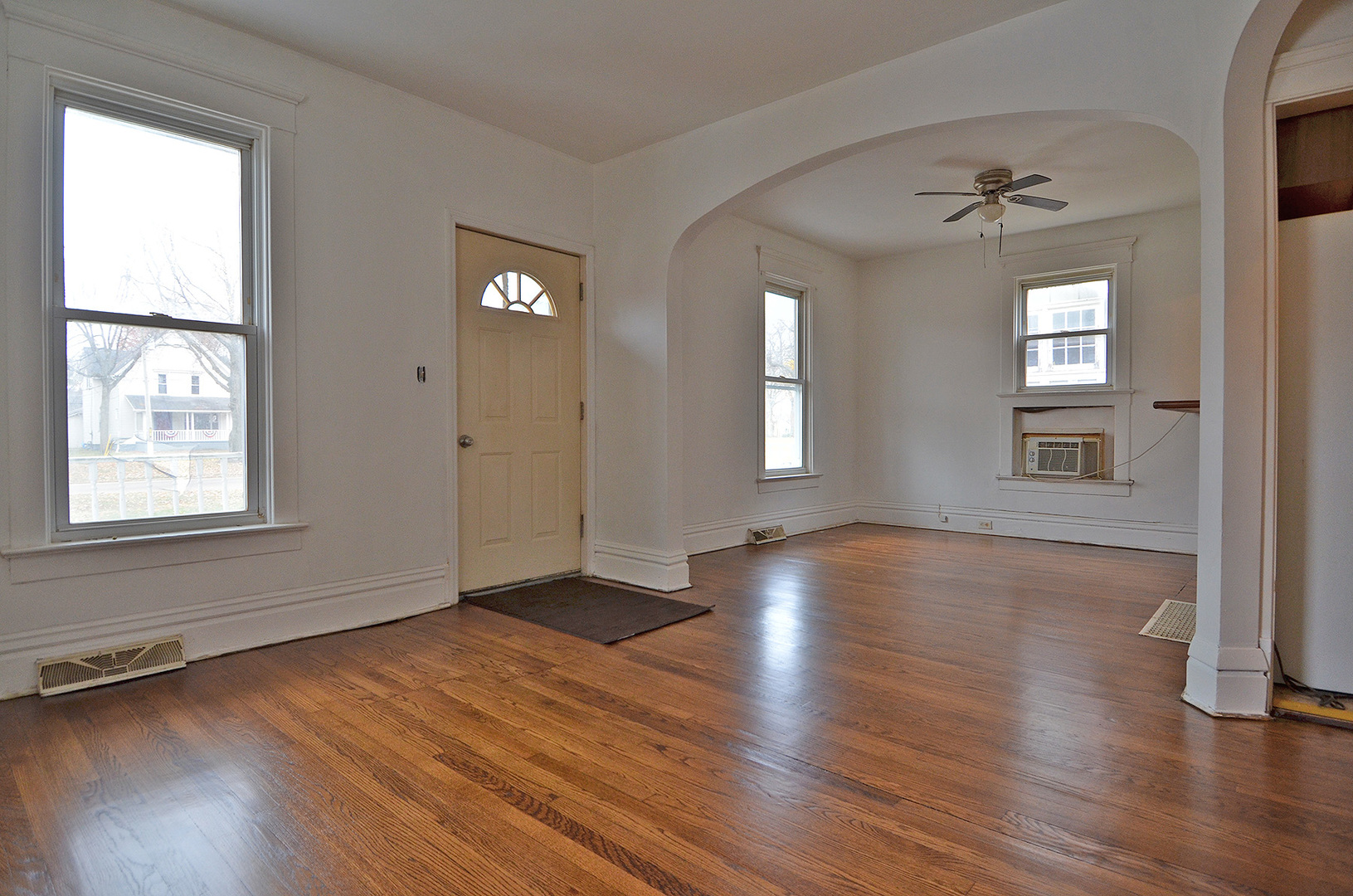 1248 Ottawa Avenue, Ottawa, IL 61350