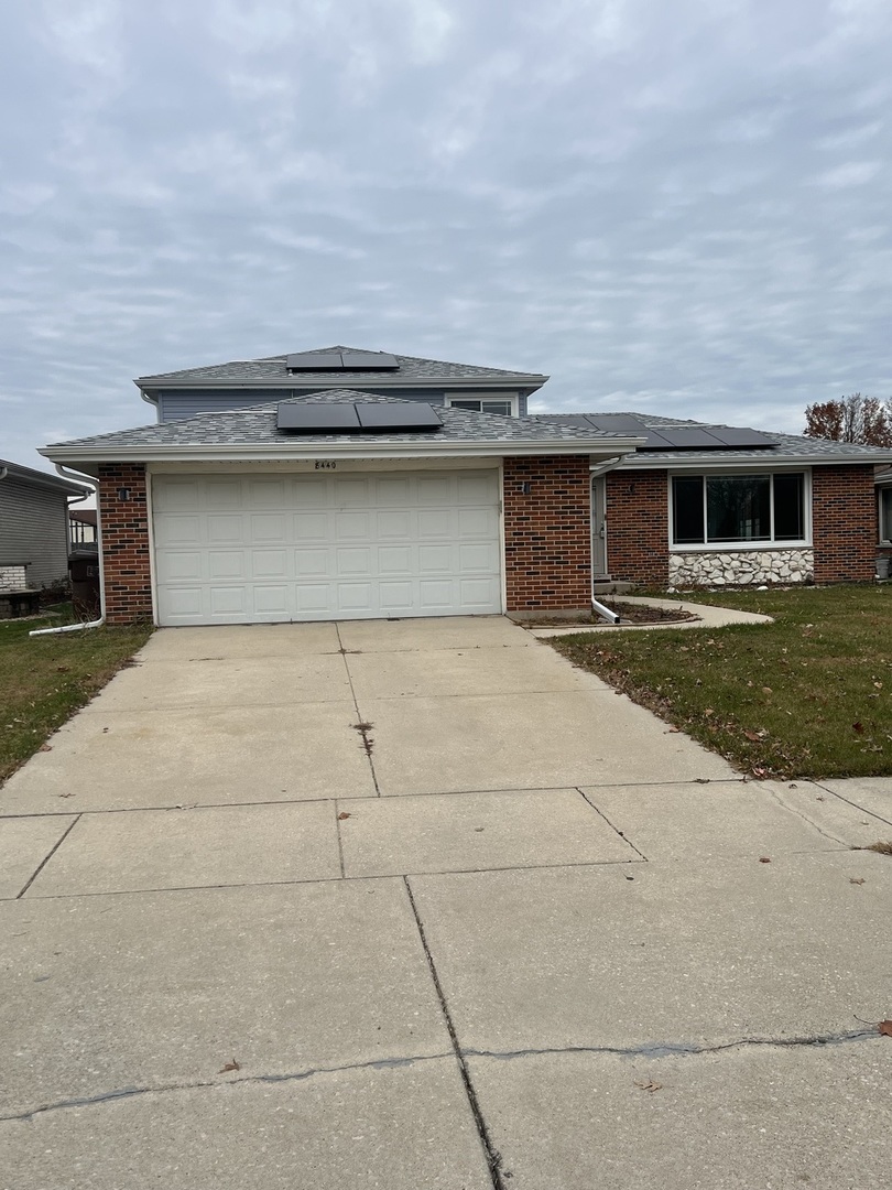 8440 163rd Street, Tinley Park, IL 60487