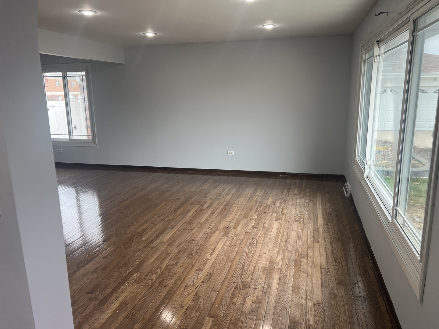 8440 163rd Street, Tinley Park, IL 60487