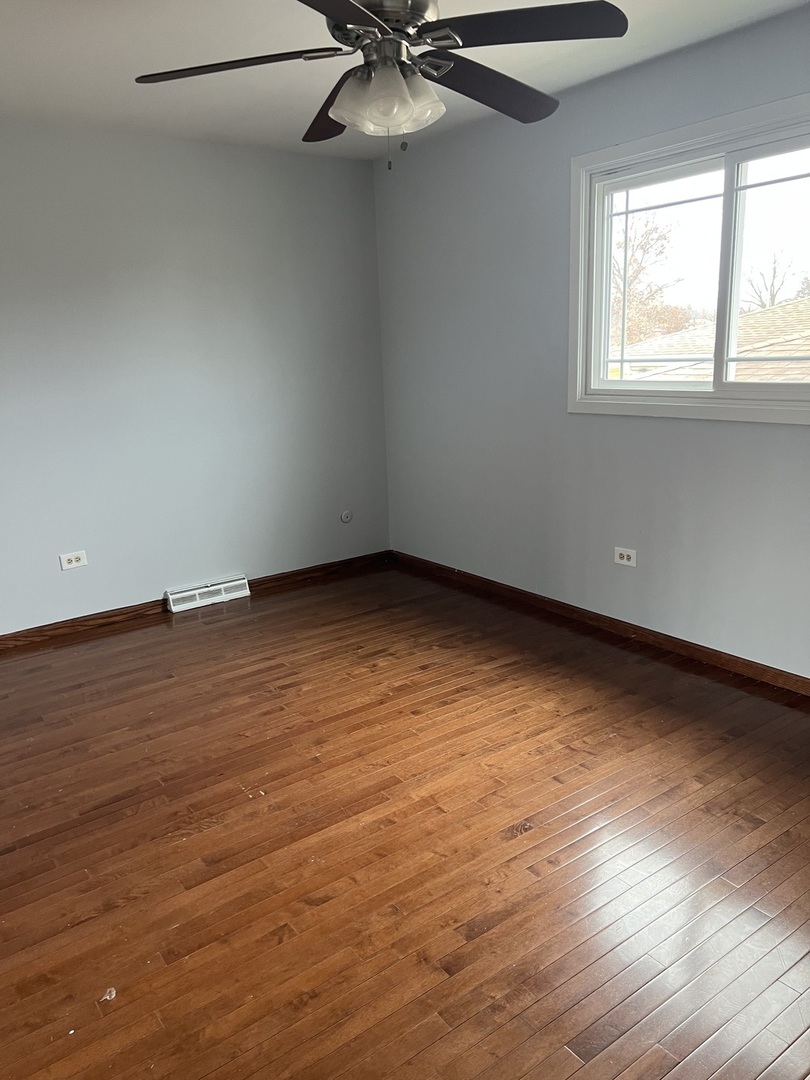 8440 163rd Street, Tinley Park, IL 60487