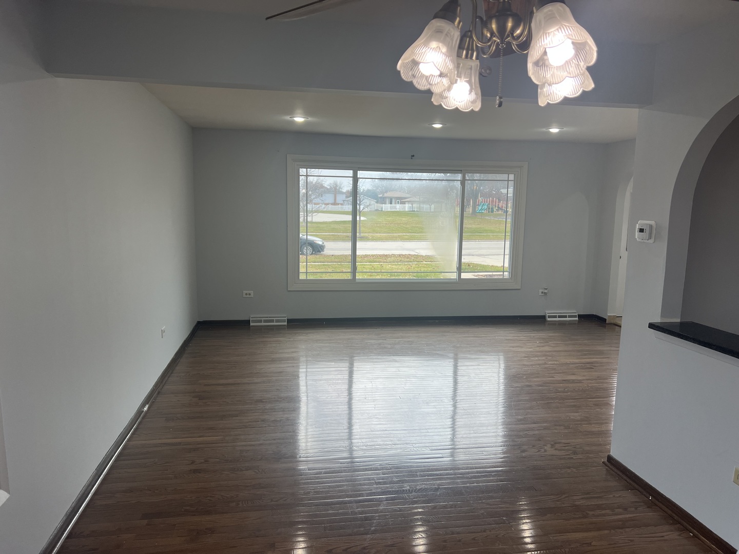 8440 163rd Street, Tinley Park, IL 60487