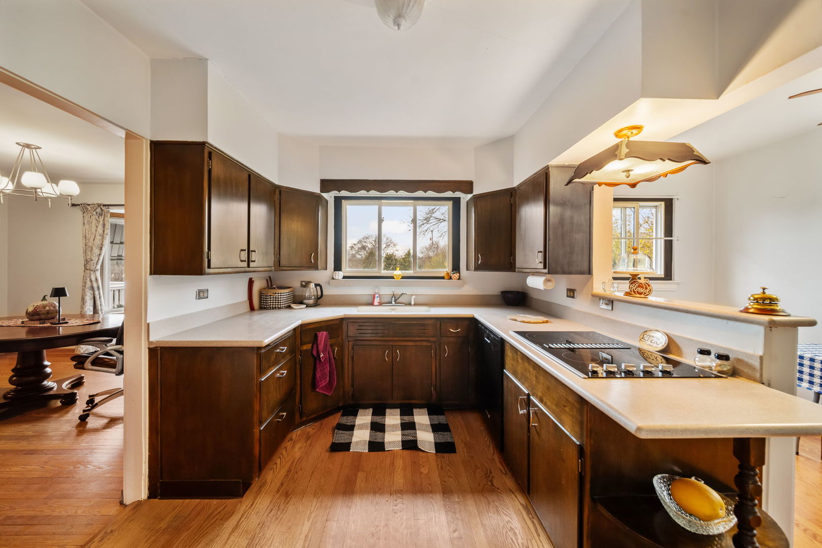 2619 York Road, Oak Brook, IL 60523