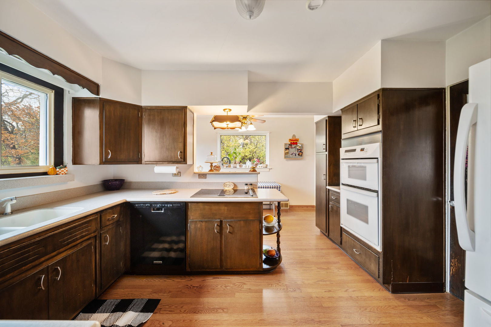 2619 York Road, Oak Brook, IL 60523