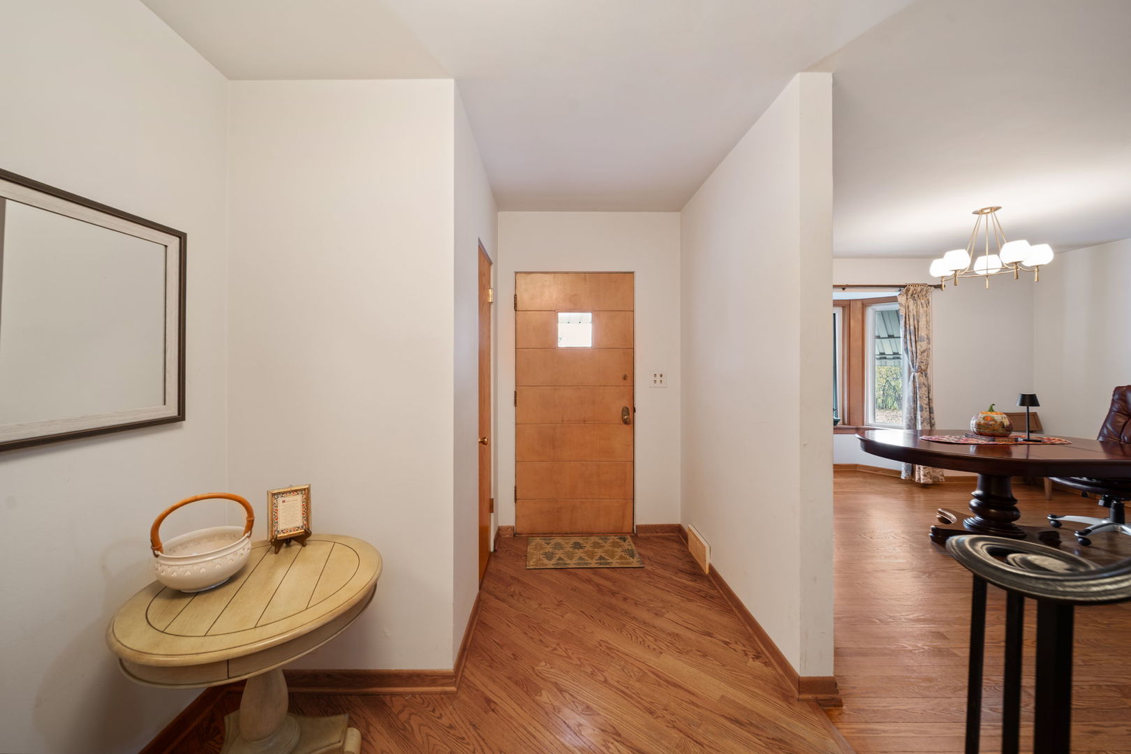 2619 York Road, Oak Brook, IL 60523