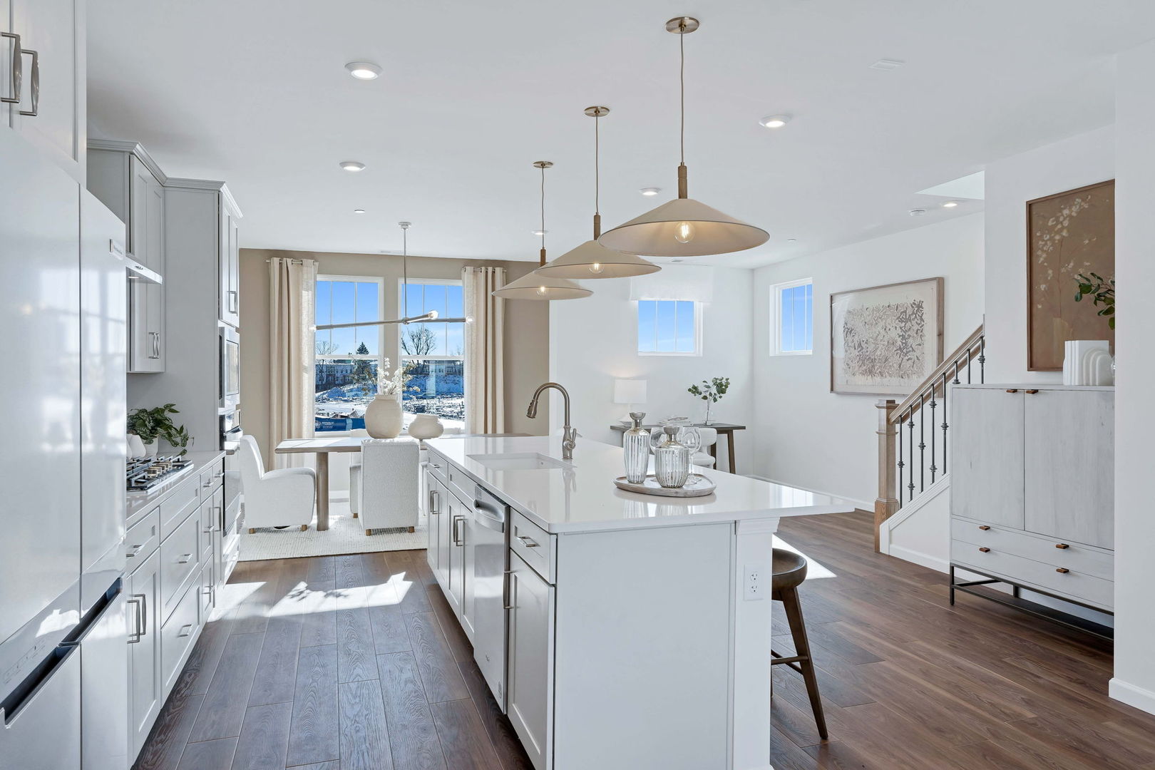 6307 Sandbelt Drive #33002, Woodridge, IL 60517