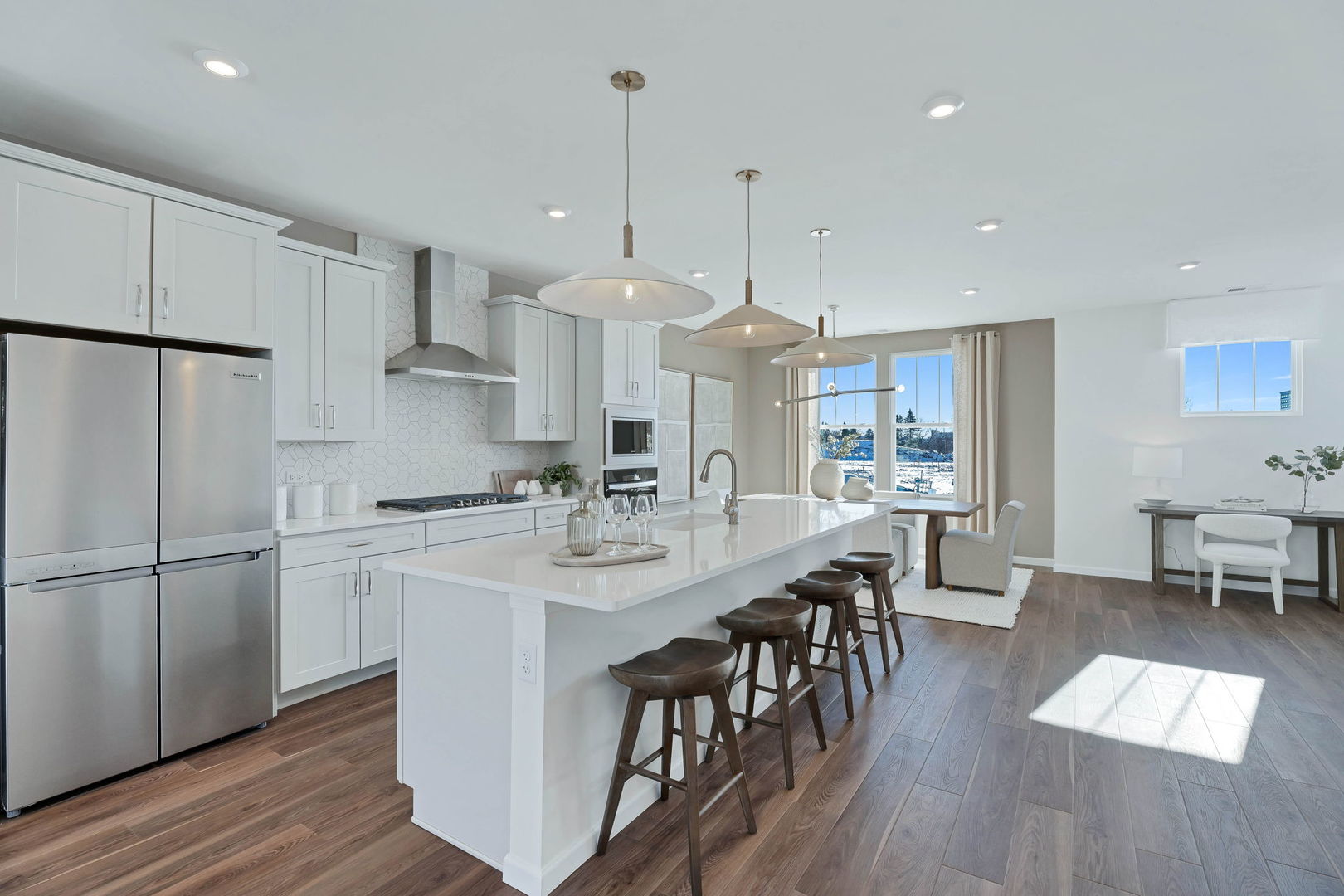 6307 Sandbelt Drive #33002, Woodridge, IL 60517