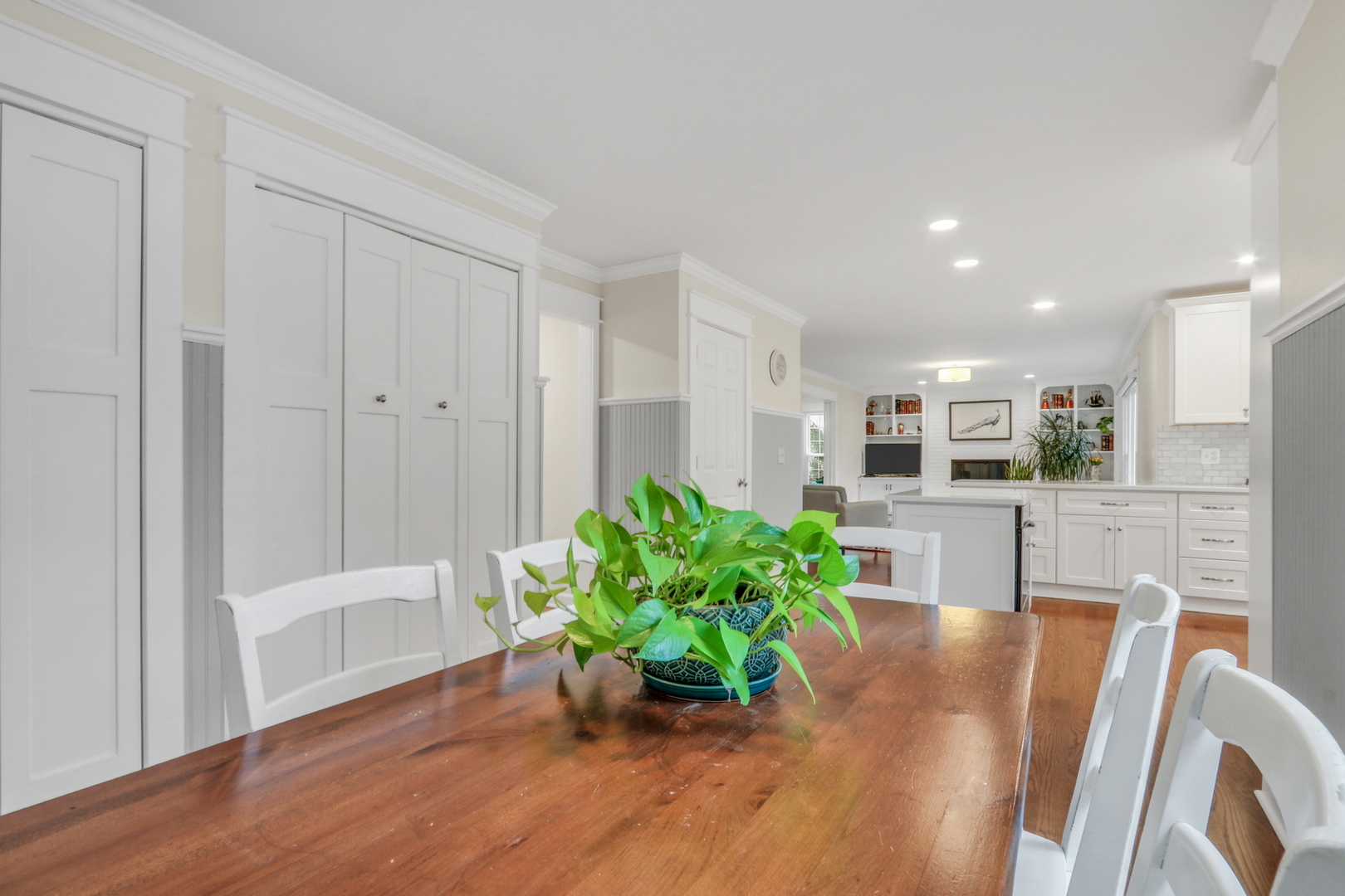 17533 W Mill Creek Crossing Drive, Gurnee, IL 60031