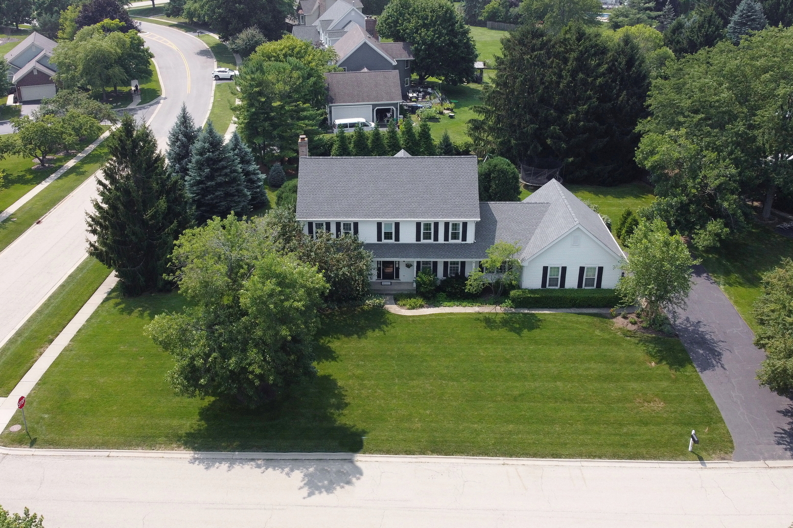 17533 W Mill Creek Crossing Drive, Gurnee, IL 60031