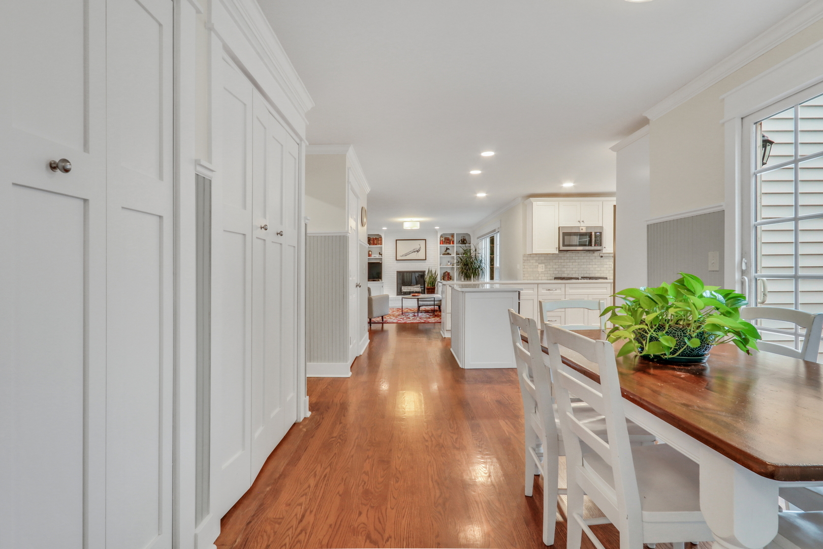 17533 W Mill Creek Crossing Drive, Gurnee, IL 60031