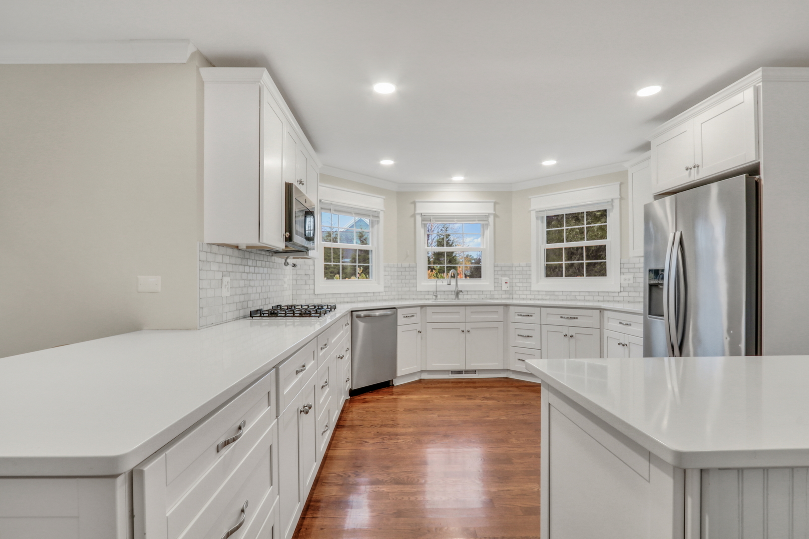 17533 W Mill Creek Crossing Drive, Gurnee, IL 60031