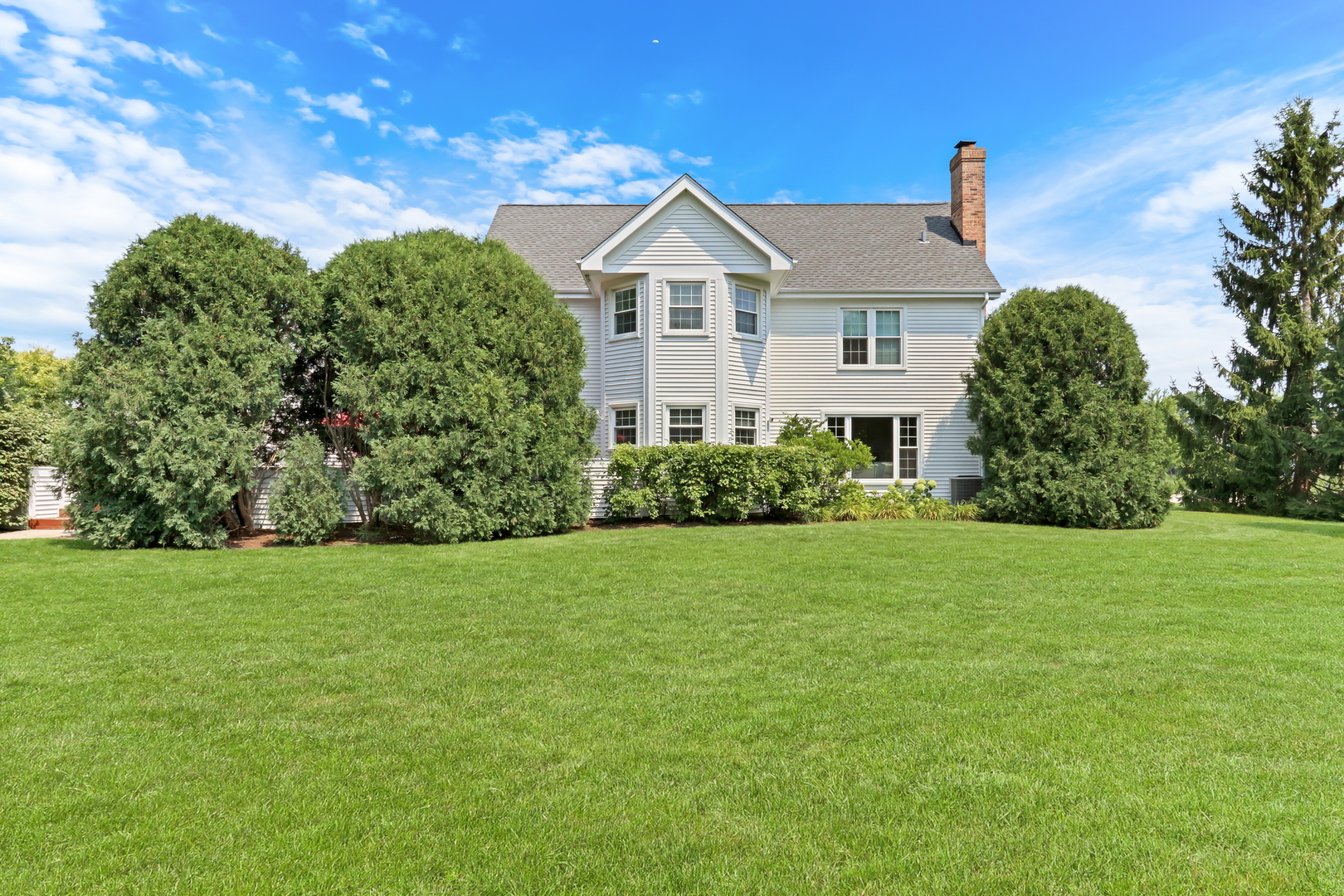 17533 W Mill Creek Crossing Drive, Gurnee, IL 60031