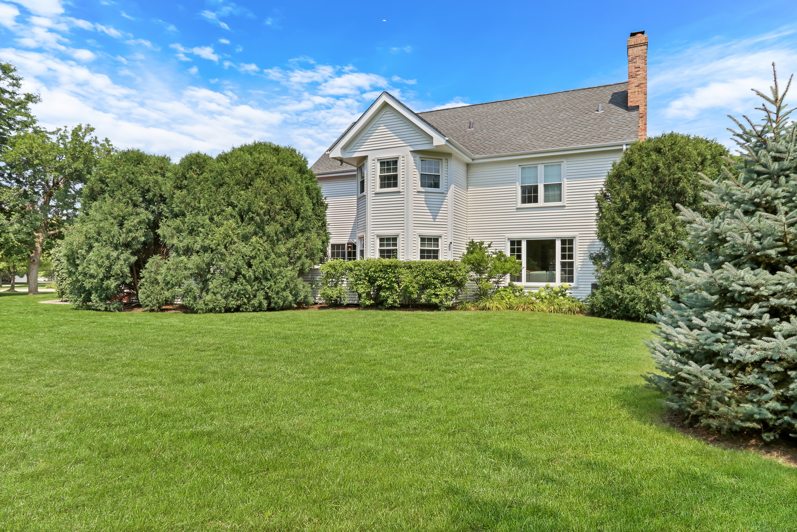 17533 W Mill Creek Crossing Drive, Gurnee, IL 60031