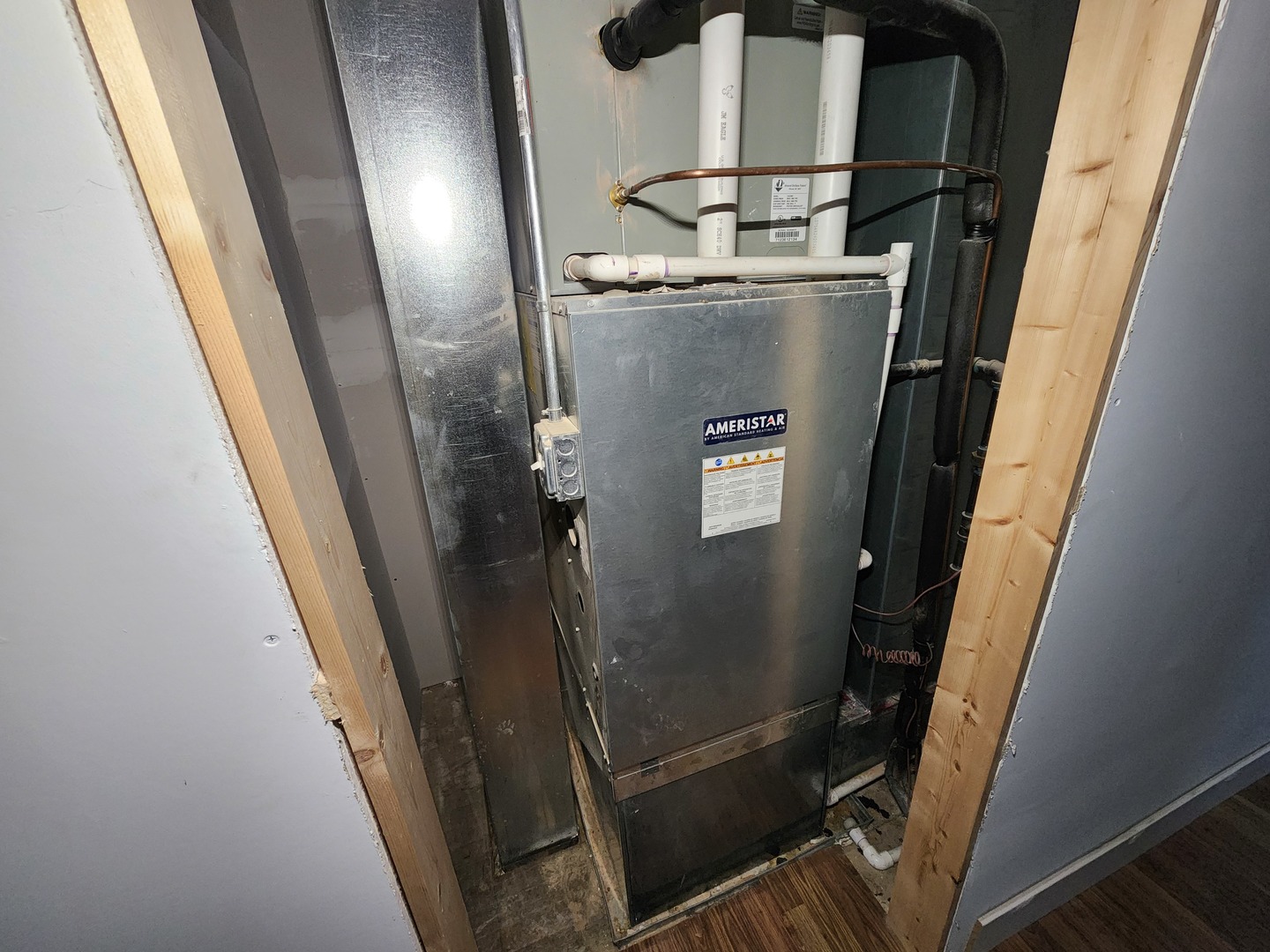 7133 S Constance Avenue, Chicago, IL 60649