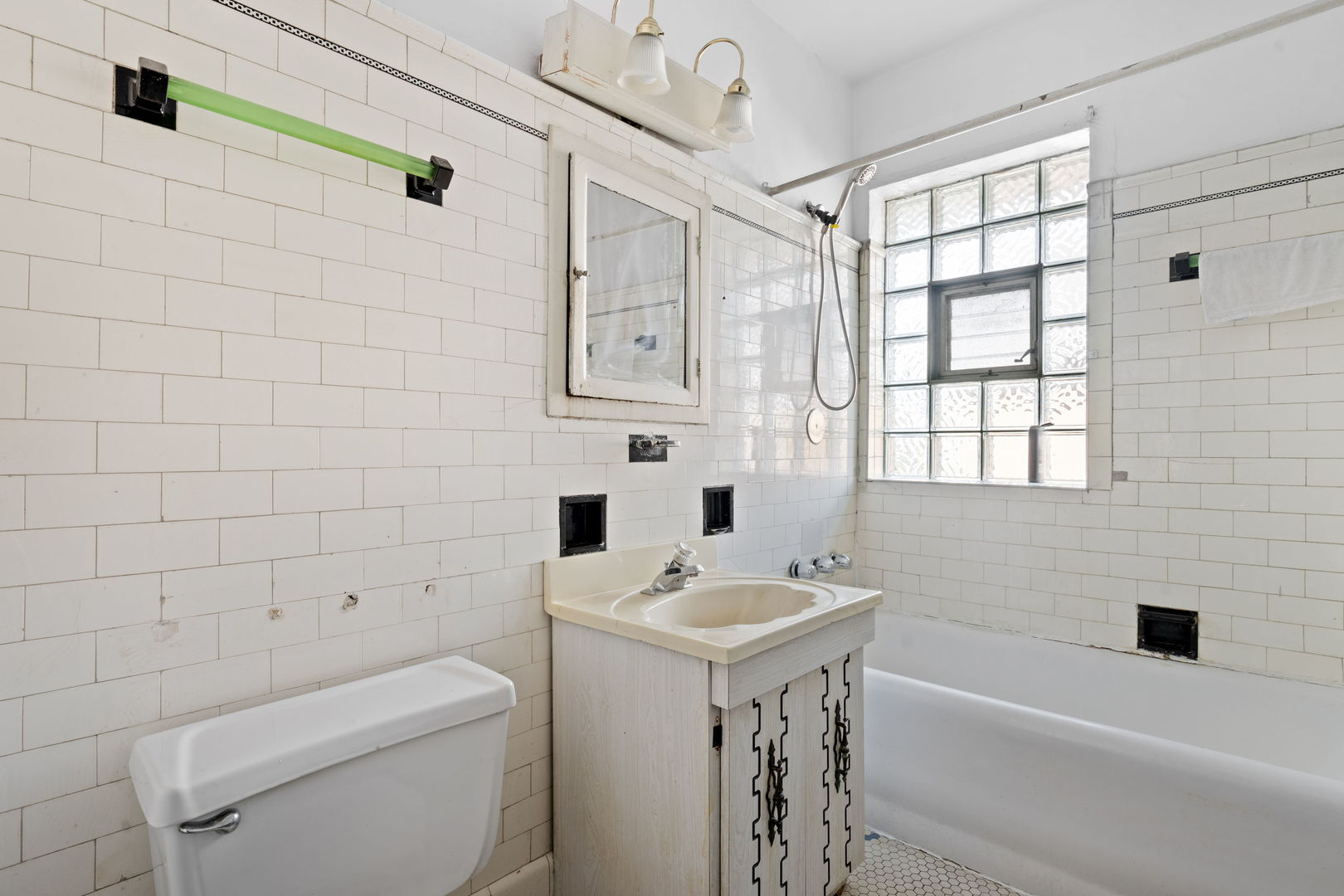 8015 S Sangamon Street, Chicago, IL 60620