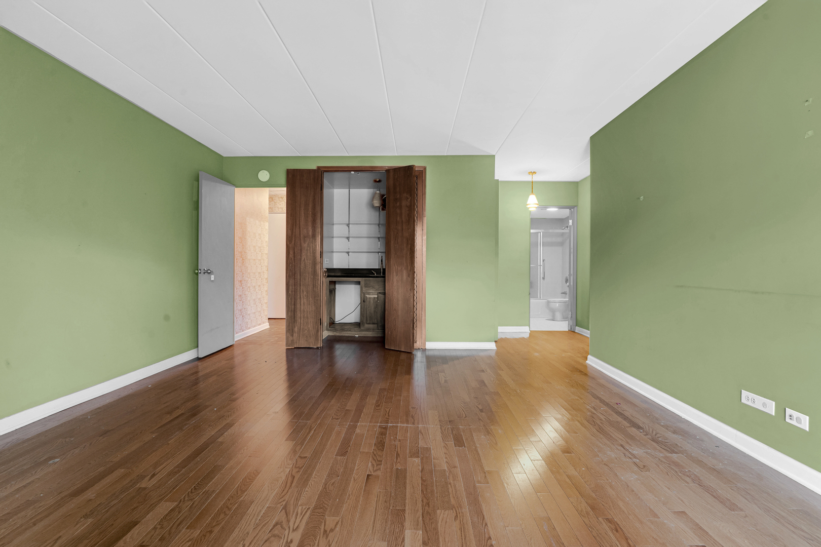 224 N Kenilworth Avenue #4D, Oak Park, IL 60302