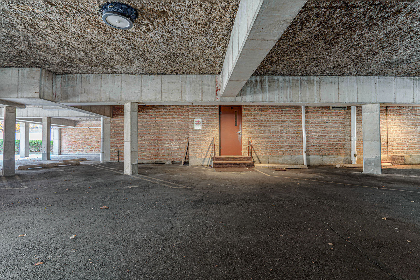 224 N Kenilworth Avenue #4D, Oak Park, IL 60302