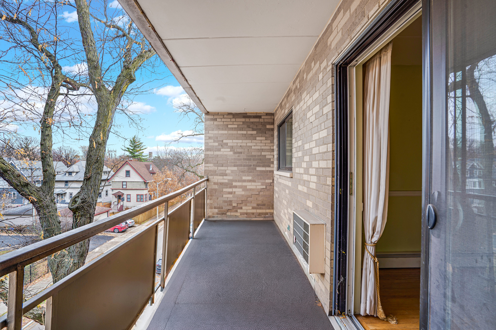 224 N Kenilworth Avenue #4D, Oak Park, IL 60302