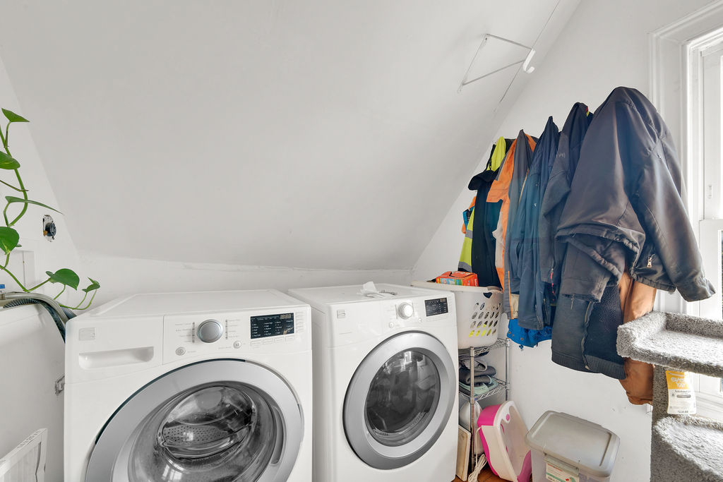 850 N Kildare Avenue, Chicago, IL 60651