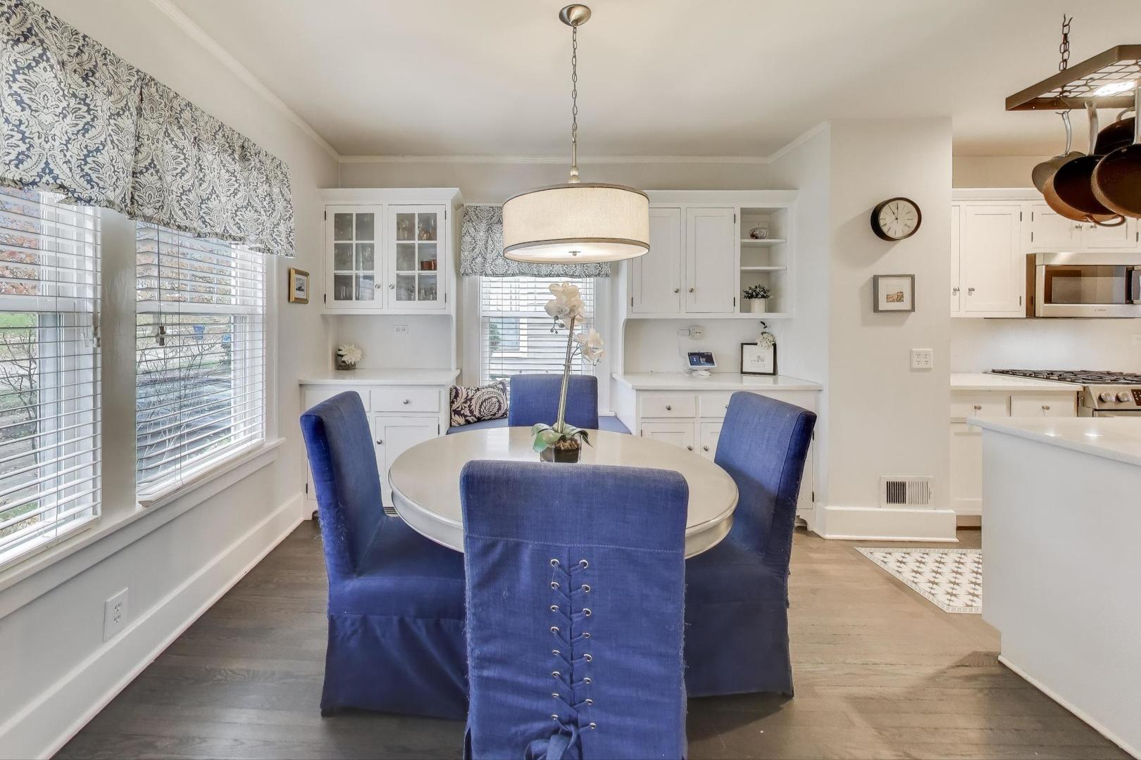 45 S Thurlow Street, Hinsdale, IL 60521