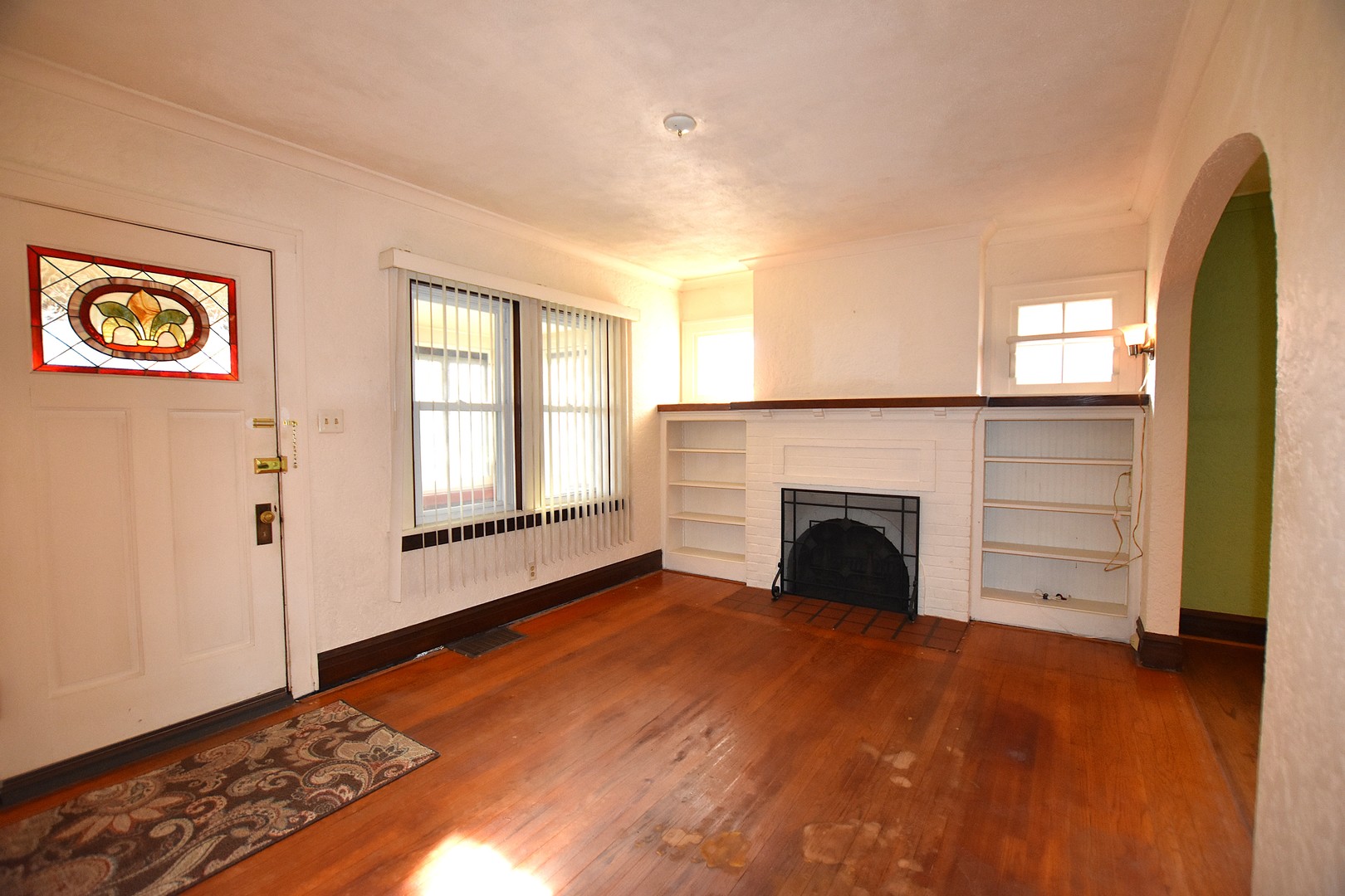 534 S Oakland Avenue, Villa Park, IL 60181