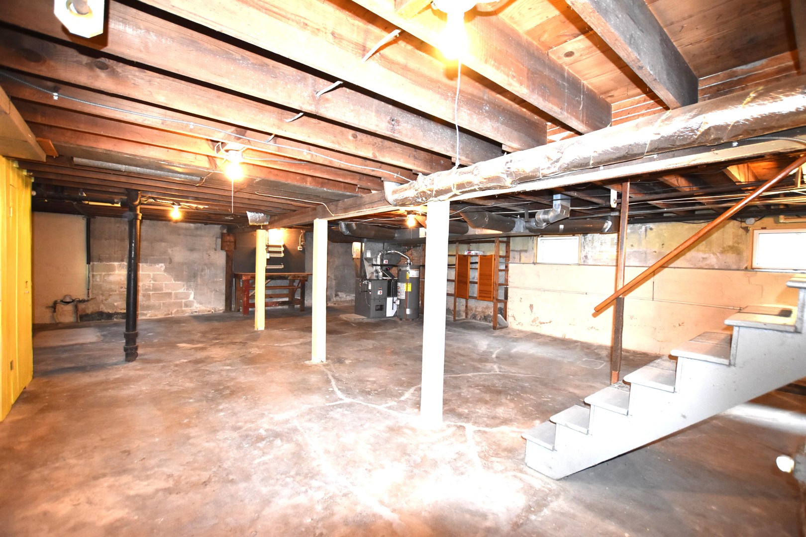 534 S Oakland Avenue, Villa Park, IL 60181