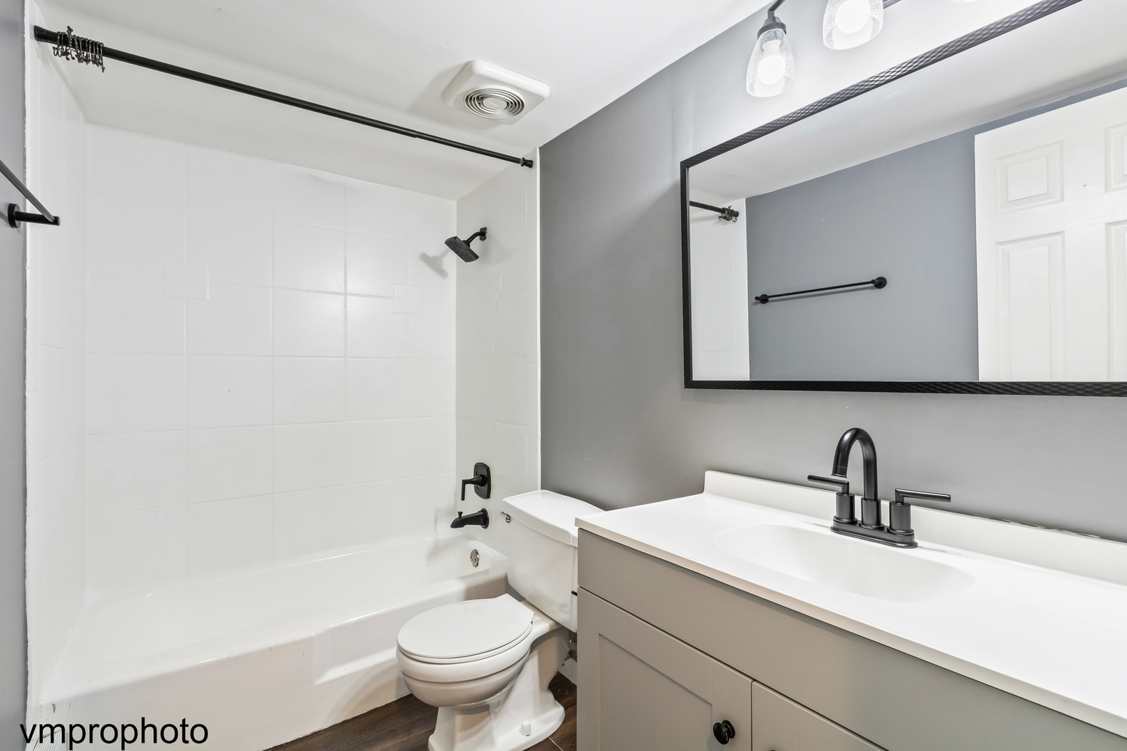 2323 S Goebbert Road #f109, Arlington Heights, IL 60005