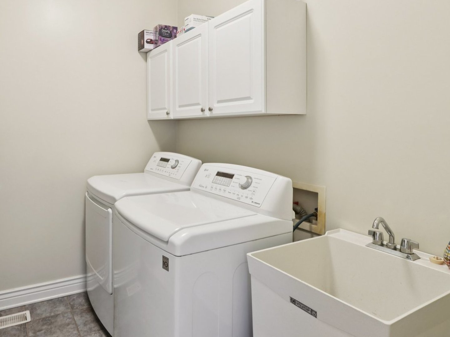 12913 Waterford Court, Plainfield, IL 60585