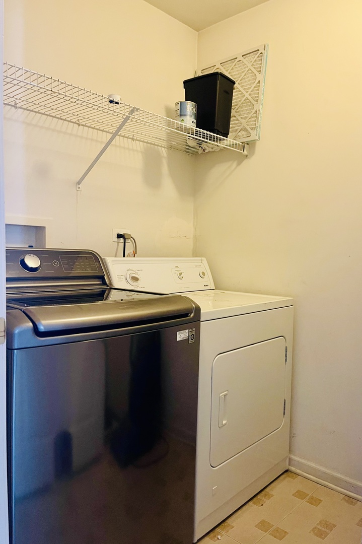 1179 N VILLAGE Drive #3, Round Lake Beach, IL 60073