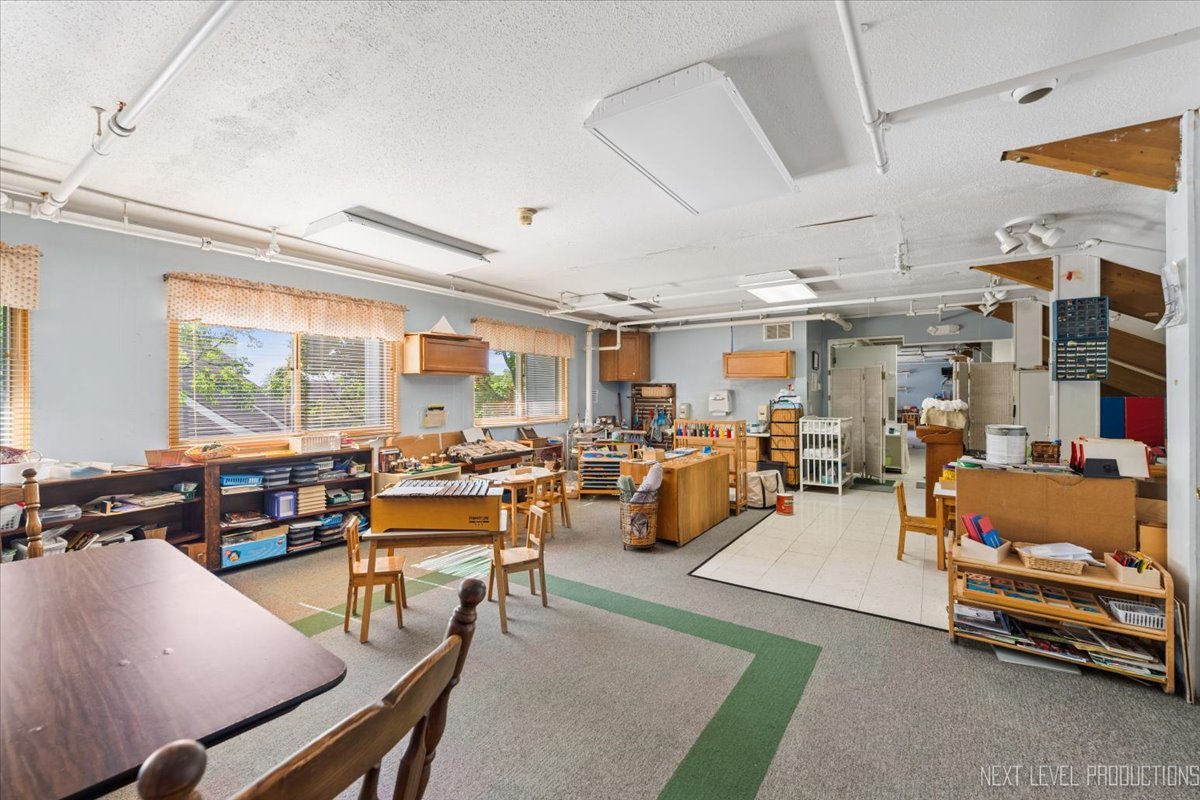 6953 Woodridge Drive, Woodridge, IL 60517