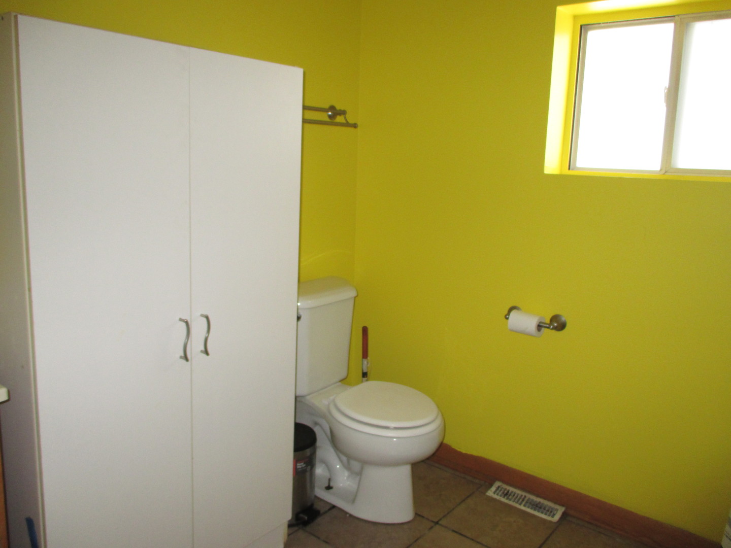 3902 W Claire Boulevard, Midlothian, IL 60445