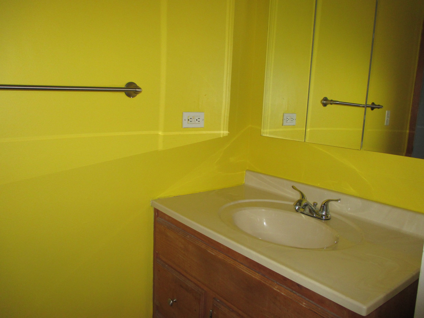 3902 W Claire Boulevard, Midlothian, IL 60445