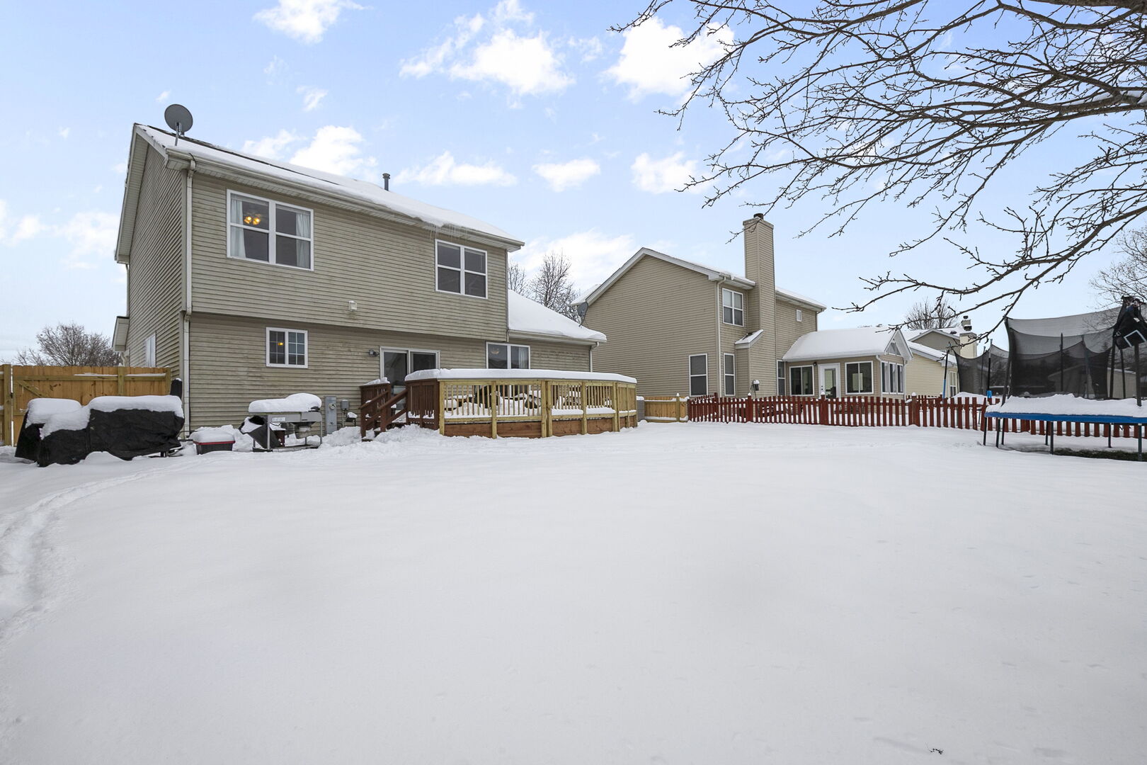 28808 Blacksmith Court, Lakemoor, IL 60051