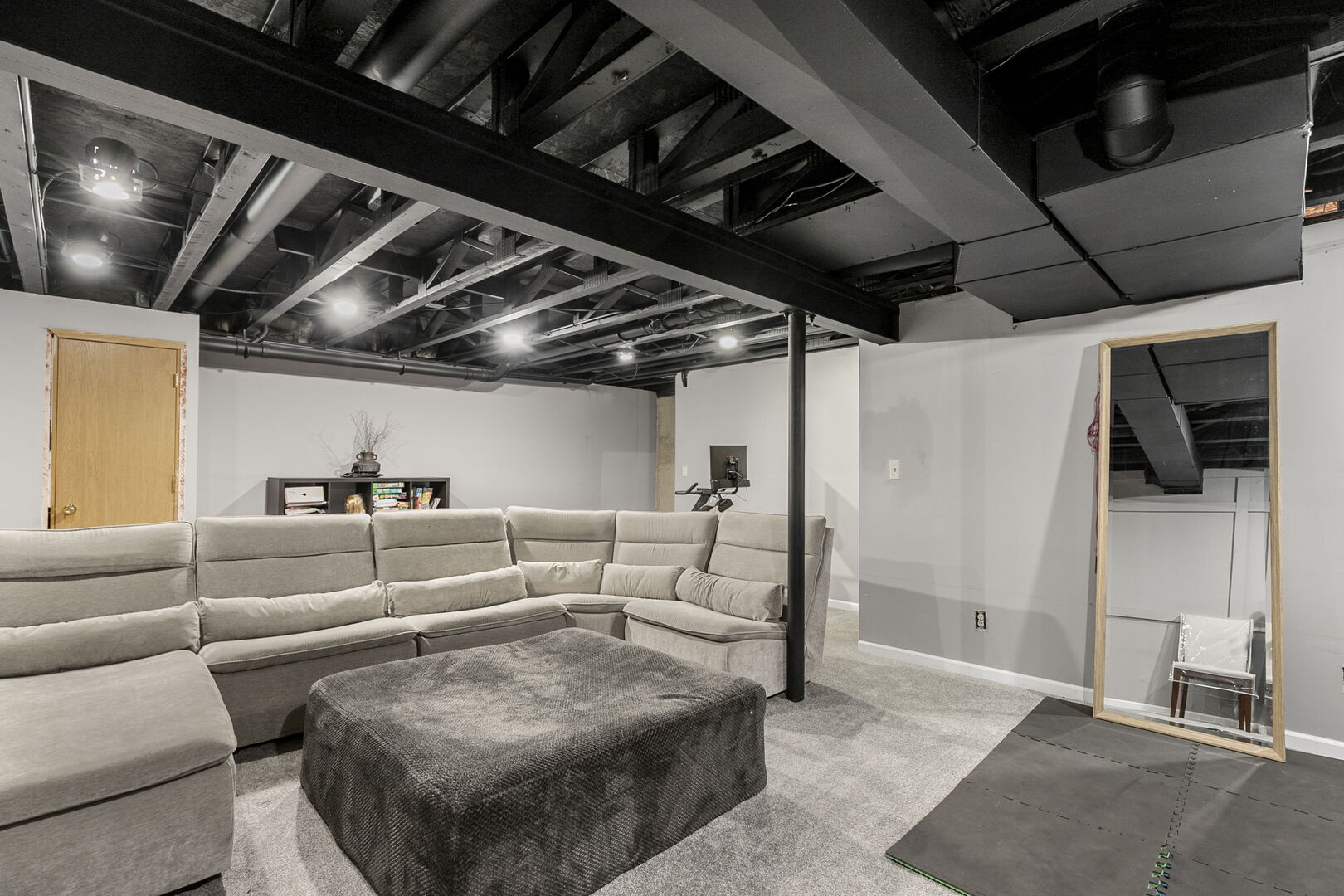 28808 Blacksmith Court, Lakemoor, IL 60051