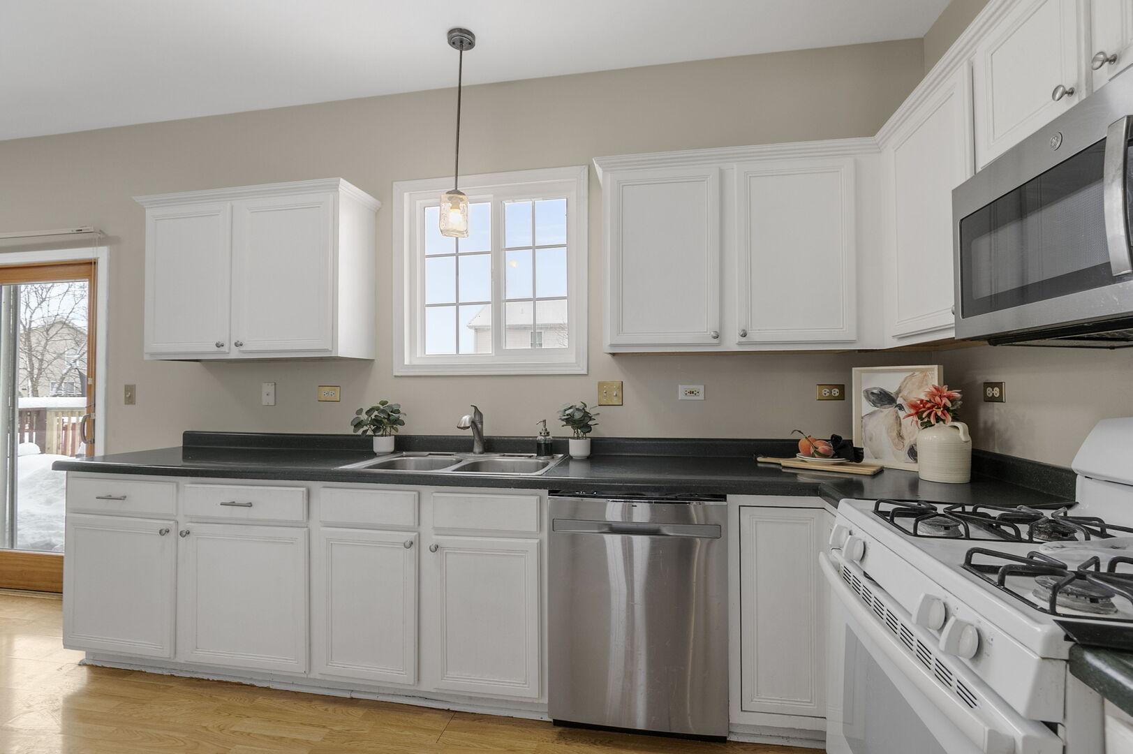 28808 Blacksmith Court, Lakemoor, IL 60051