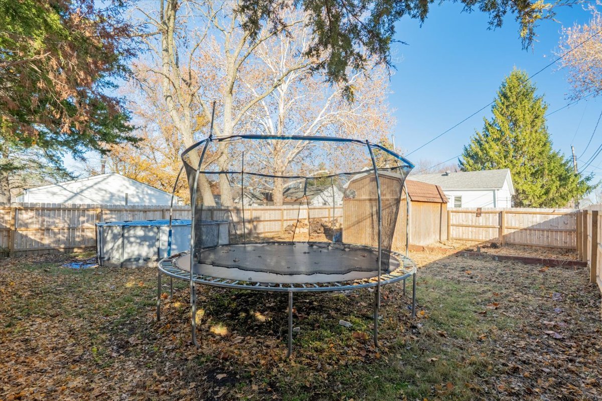 713 N George Street, Clinton, IL 61727