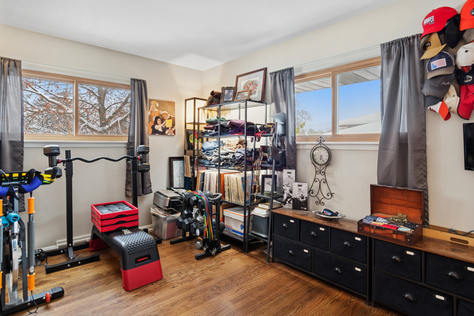 23W039 Hackberry Drive, Glen Ellyn, IL 60137