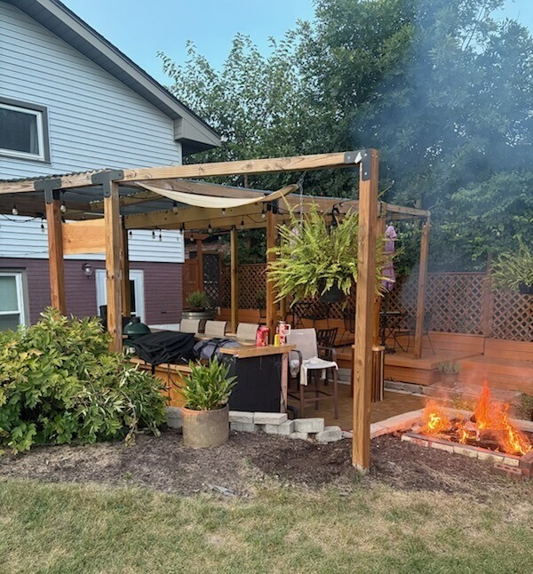 23W039 Hackberry Drive, Glen Ellyn, IL 60137