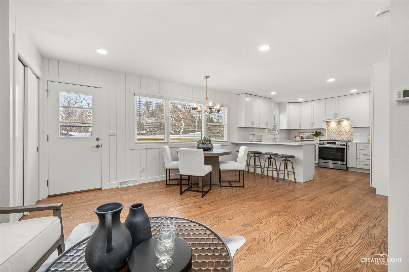 704 Plainfield Road, Downers Grove, IL 60516