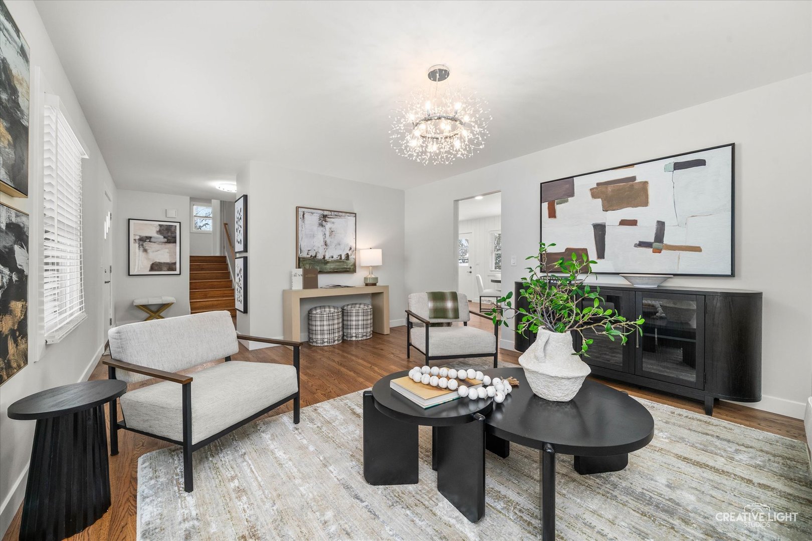 704 Plainfield Road, Downers Grove, IL 60516