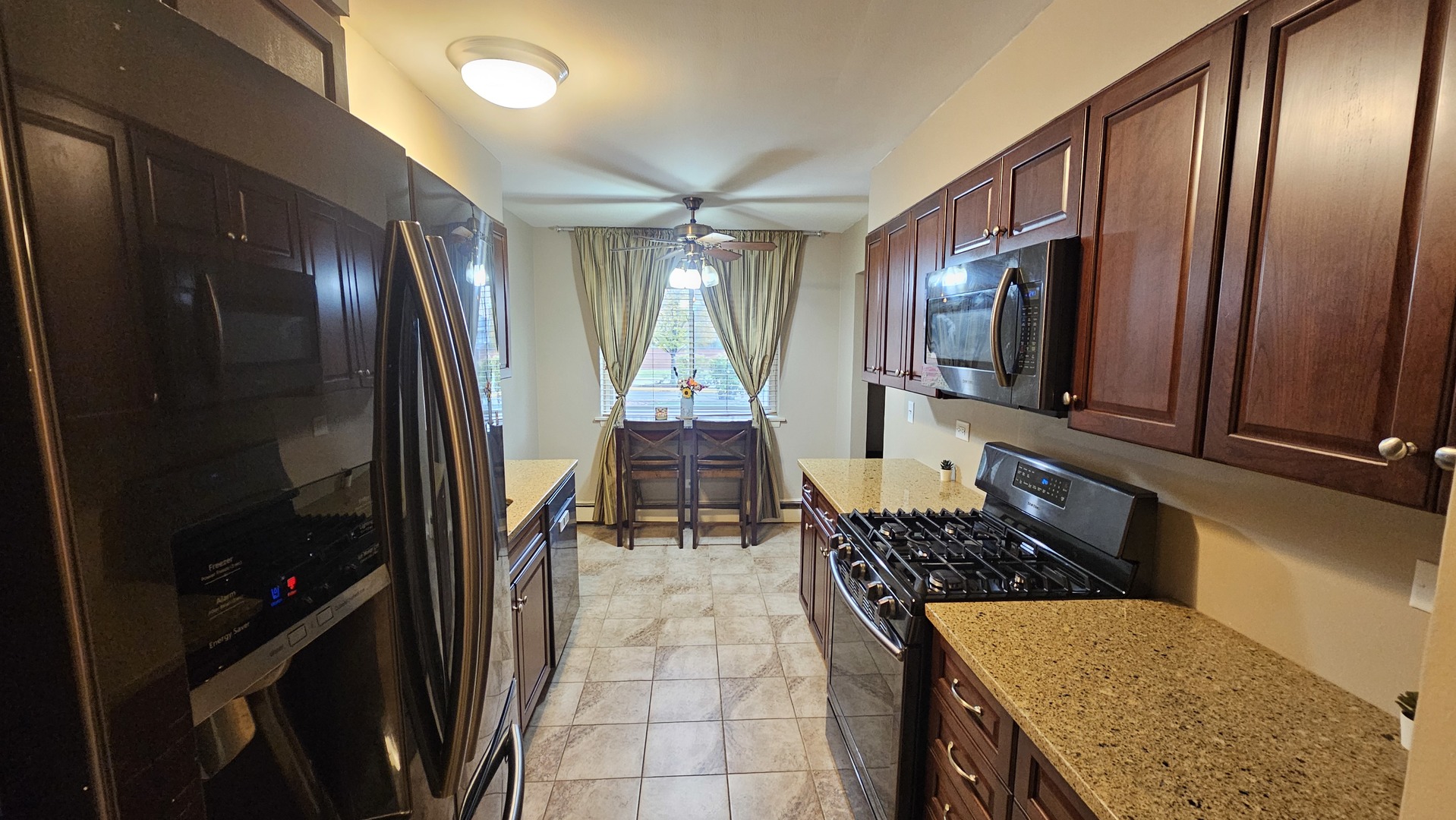 1321 S Finley Road #105, Lombard, IL 60148