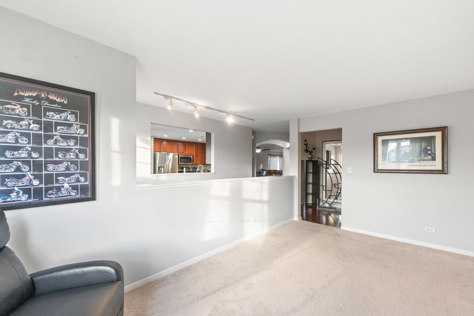 32802 Fowler Circle, Warrenville, IL 60555