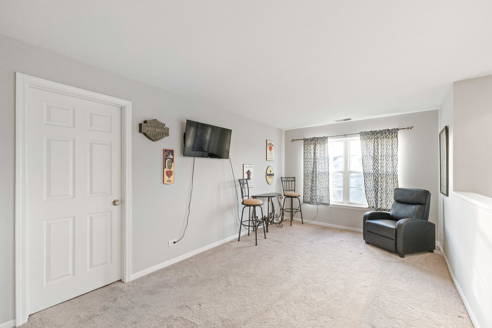 32802 Fowler Circle, Warrenville, IL 60555