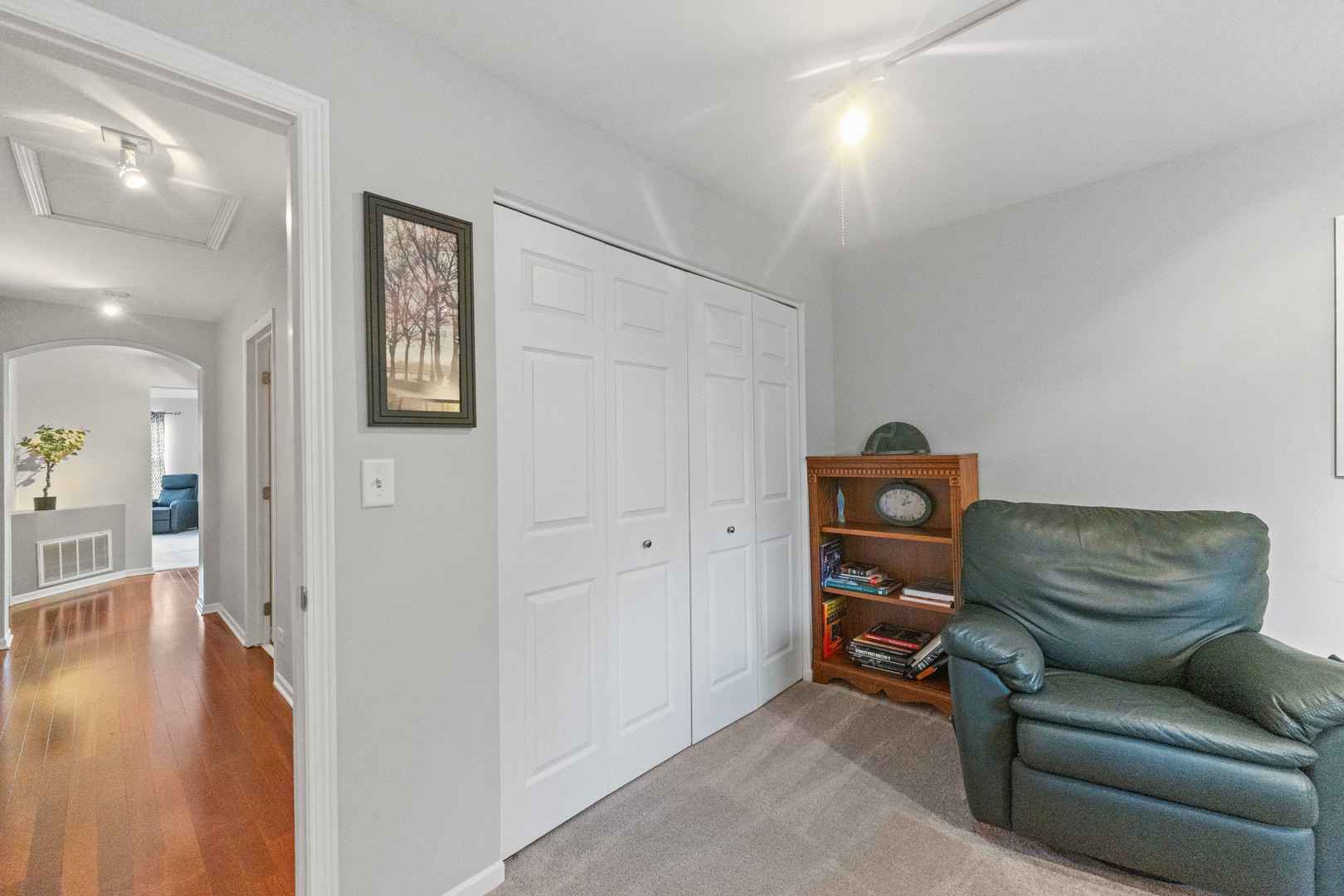 32802 Fowler Circle, Warrenville, IL 60555