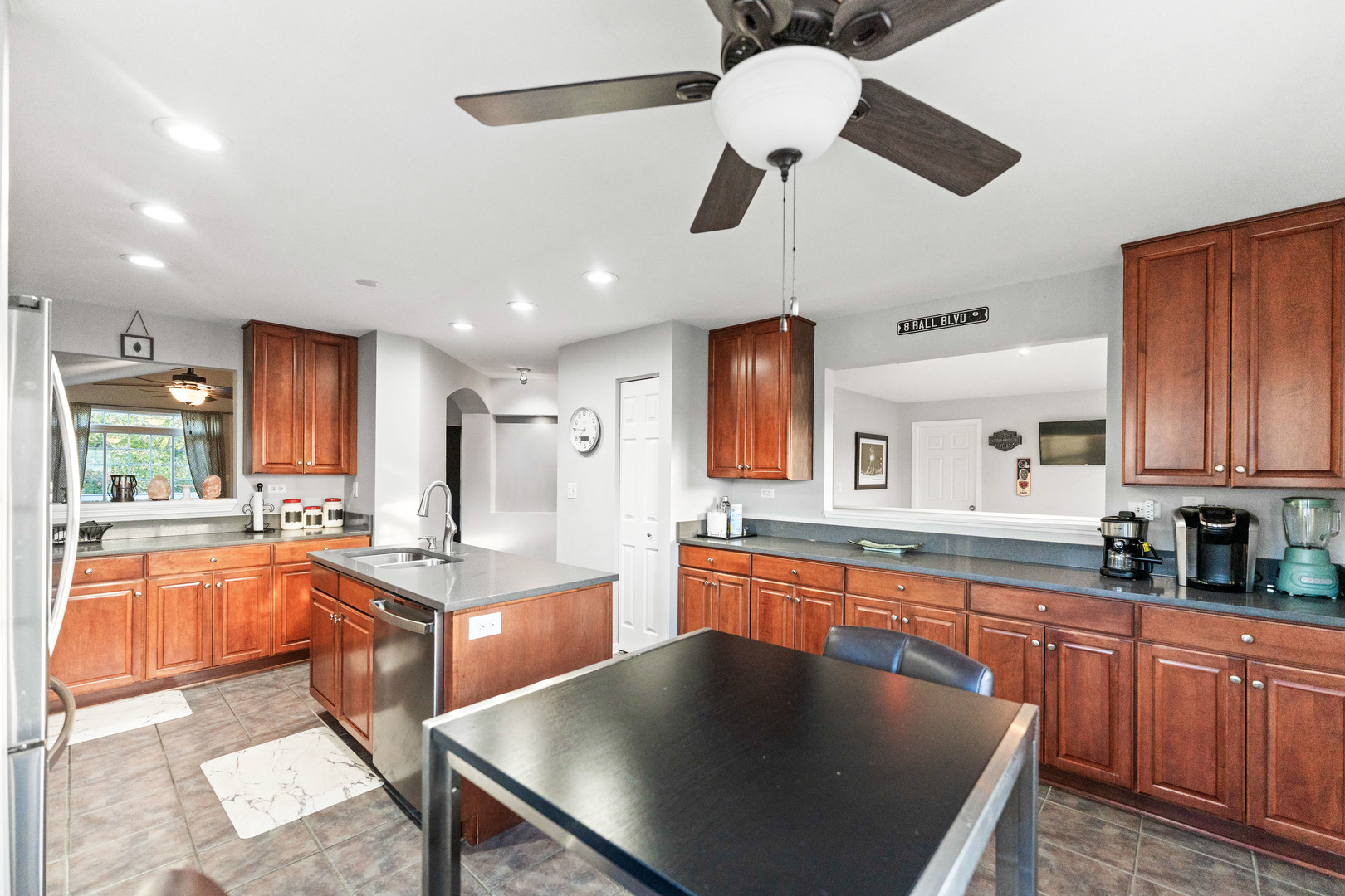 32802 Fowler Circle, Warrenville, IL 60555