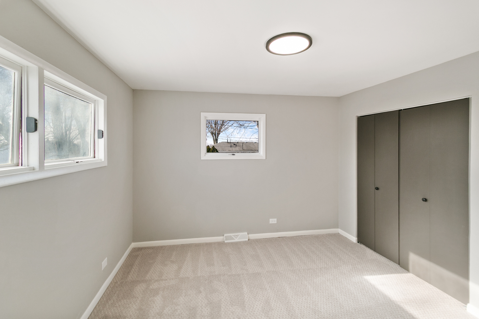 1513 Rickey Drive, Joliet, IL 60433