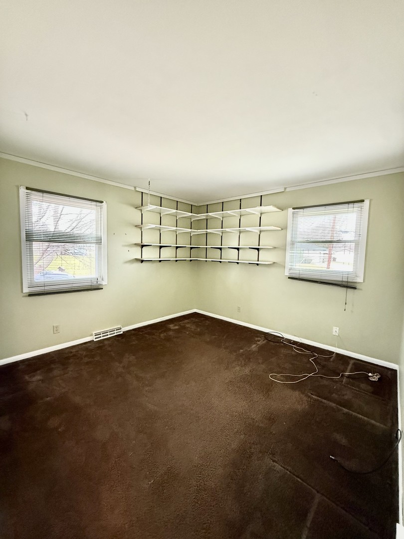 402 Elmwood Drive, Belvidere, IL 61008