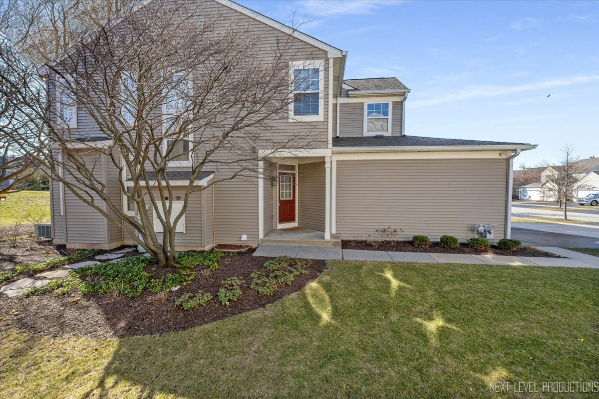 2819 White Thorn Avenue #0, Naperville, IL 60564