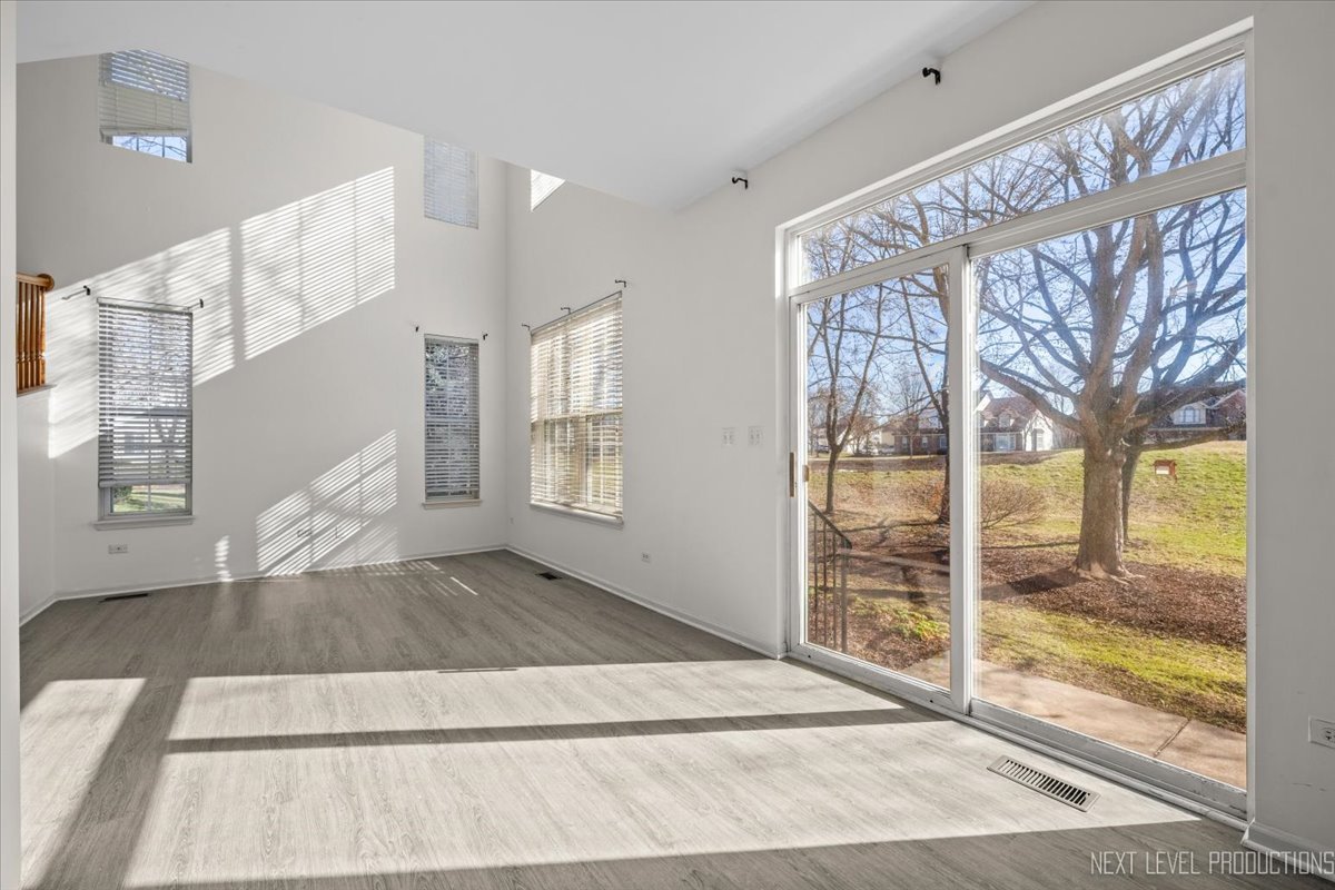 2819 White Thorn Avenue #0, Naperville, IL 60564