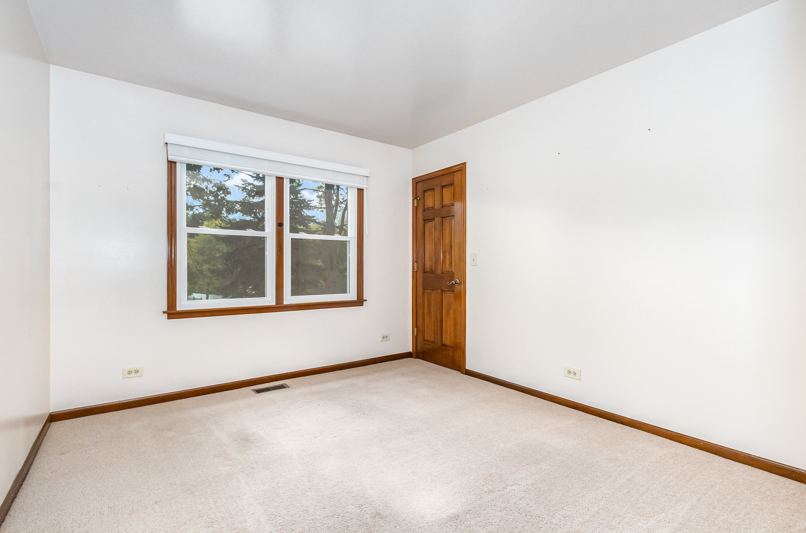 1120 COLGATE Court, Naperville, IL 60565